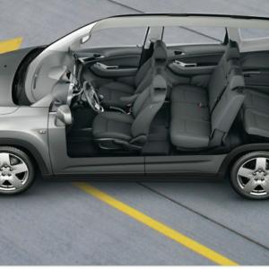 Chevrolet Orlando sotiladi.